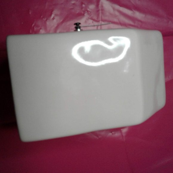 Rae Dunn New with defects Pink Birdhouse Style Ceramic Clock - Picture 3 of 10